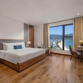 Peninsula Hotel Danang