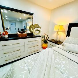 Belmont Lux Escape, hotel en Elmont