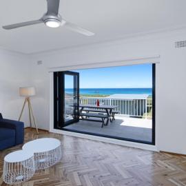 Elanora 3 - Beachfront Unit With Views!, hotel v destinaci Avoca Beach