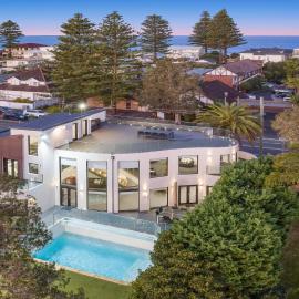 Whitehaven – Luxury Waterfront Escape in the Heart of Terrigal