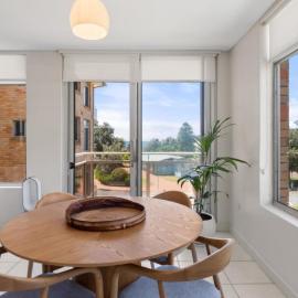 Seaview 6 - Great Views In The Heart Of Avoca