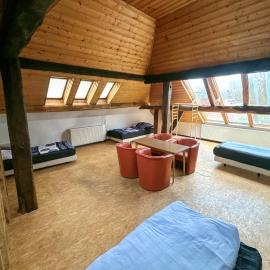 Groot Appartement - 10 Personen - 4 Slaapkamers - Perfect voor Teams & Monteurs - Friedeburg