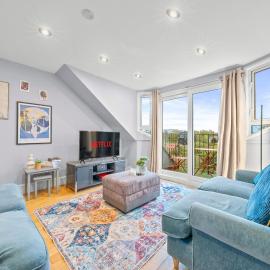 Charming Village Escape 3-Bed near Loch Lomond
