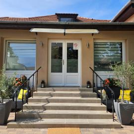 Mediterrán Villa Kecskemét, hotel in Kecskemét