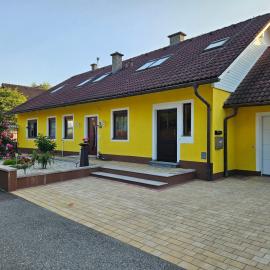 Galas Lodge - Nähe Red Bull Ring, hotel a Weißkirchen in Steiermark
