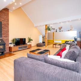 Spacious & Private Stay in Garliava 120kv, hotell i Garliava