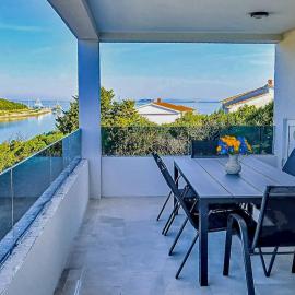 Apartment Elvira by Interhome, hotel sa Ist