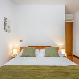 Parking & Free WiFi - Functional apartment