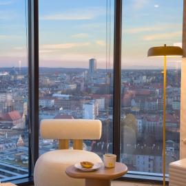 URBAN APARTMENTS Global Skyline - 22nd floor No 23 - Free Garage - LUXURY, hotel a Katowice