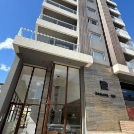 Departamento moderno y céntrico con pileta