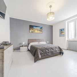 Casa Mimmo - close to the airport & private parking
