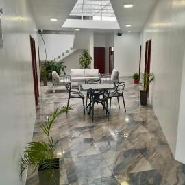 Kasa Nemo, hotel v destinaci Puerto Villamil