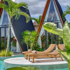 Elmon Ricefield Hotel, hotel in Tumbak Bayuh