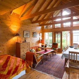 Cozy Cottage in Hveragerdi, Hotel in Hveragerði