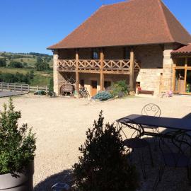 Domaine de Noyer, hotel em Saint-Christophe-en-Brionnais