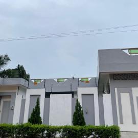 Villa SESSI、Abomey-Calaviのホテル