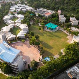 Bamboo Saa Sunrrise Wedding & Wellness Resort, Jaipur, hotel in Jaipur