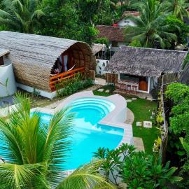 Lagoona Beach Bungalows - Eco Stay, hotel sa Pangandaran