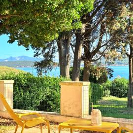Appartamento Tinia, hotell sihtkohas Baratti