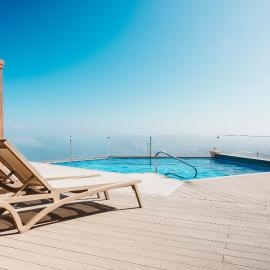 Villa LaMar Luxury Villa with Private Pool and Jacuzzi, hotel in Fasnia