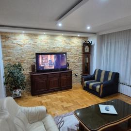 Apartment D, Hotel in Krndija