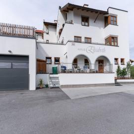 Apartment in Fiss near Ski Lifts