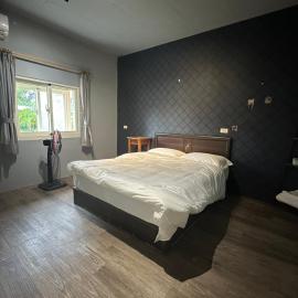 Easy play B&B, Hotel in Luodong