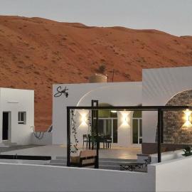Sunset77, hotel di Al Wāşil