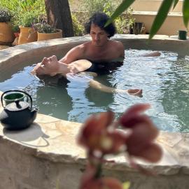 Villa Hod Couples Suite with Hot Tub – hotel w mieście En Hod