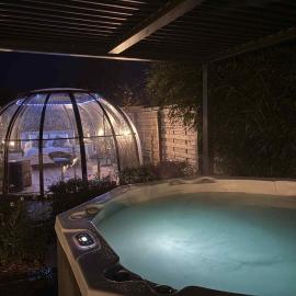 Dôme du puits avec jacuzzi et sauna privatif, hotel in Havinnes