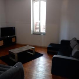 appartement grand T2, Hotel in Mussidan