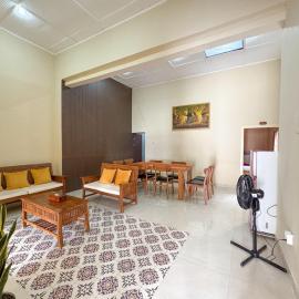 Spacious 5 bedroom Javanese Home near Taman Sari Jogja