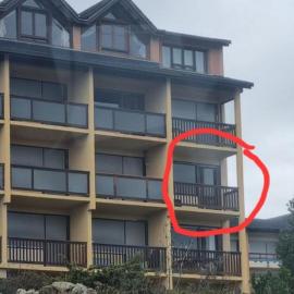 LES ISARDS F2 Cabine FONT ROMEU Vue Montagne, hotel in Font-Romeu