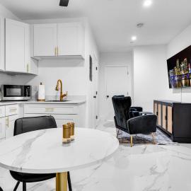 Brand new 2bedroom apartment with kitchen in Key Largo, hótel í Tavernier