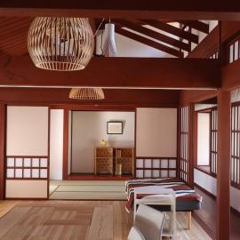 Essai B&B - Quiet Village Retreat in Gokayama, near Shirakawa-go, hotel u gradu Nanto