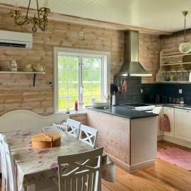 Hult में, होटल Historic Dock House In The Heart Of Småland