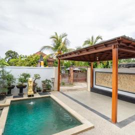 Villa Aditya by The Travel Ubud Bali, hotel in Singaraja