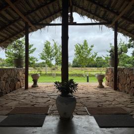 Nirvaan Safari Lodge, khách sạn ở Vườn quốc gia Wilpattu