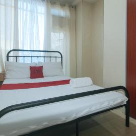RedDoorz at Yssa Ademar near Robinsons Jaro