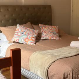 BbCasita Blue-Hostal, hotel in Santiago