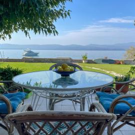 Beachfront Family Villa
