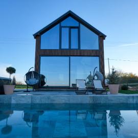 Oasis Pool House, hotel 