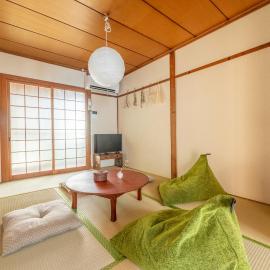 GUEST HOUSE Hotori, hotel in Otsu