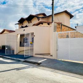 Casa Família Silva próximo ao Santuário Nacional