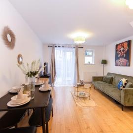 Contemporary Hemel Hempstead Stay 2BR Sleeps 5, hotel in Hemel Hempstead