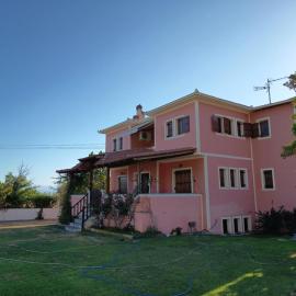 Lehonia Garden