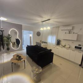 פינוק של סוויטה, hotel a Manot
