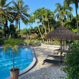 Habitation Grande Anse Résidence hôtelière、デエエのホテル