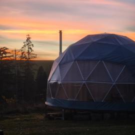 Wild Glamping Liptov, hotel a Liptovský Ondrej