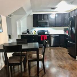 Fantastic updated apartment with parking